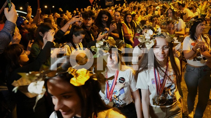 U toku "Ceremonija za heroje"